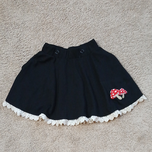 Midnight Hour Mushroom Skirt M - Picture 1 of 6